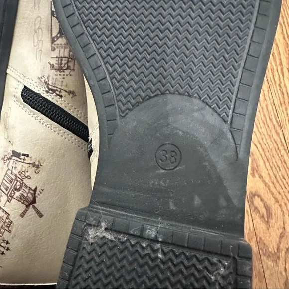 Goby Kiki's Delivery Service by Hayao Miyazaki Boots 38 - Picture 7 of 14